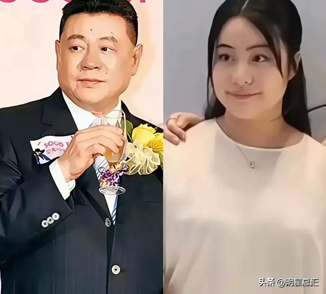 甘比携16岁大女儿亮相，相貌复刻刘銮雄，网友说神似阿娇！ ​