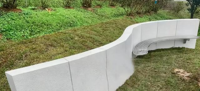 大S雕像正式完工！具俊晔巧妙设计让人泪目	，一举动暴露真实感情