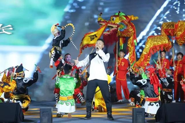 南昌全国“霸榜”！各大景区人流“爆棚”！江西开启“人山人海”模式！