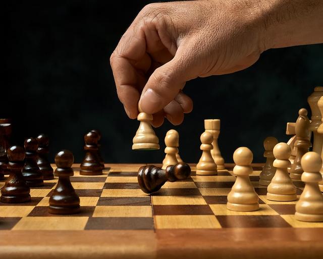 连续12个月买入黄金，从稀土到黄金，中国在下一步金融大棋？