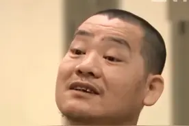 “扶弟魔”姐姐十年买房又给钱，却被弟弟一怒砍杀：钱给的不够花图片
