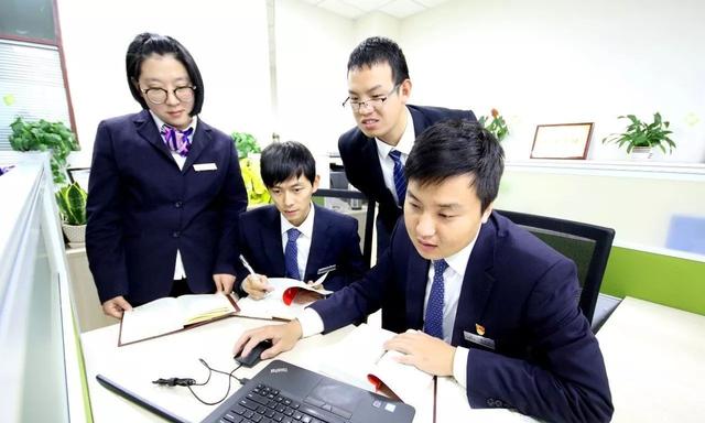 农信社合并风暴来了！这三类人正在被悄悄淘汰？