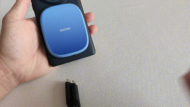 闪迪创作者系列磁吸手机SSD评测 iPhone最佳存储搭子 ！