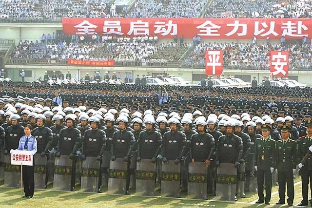 北京奥运安保多夸张？30万摄像头造天罗地网，礼仪小姐来头最大！