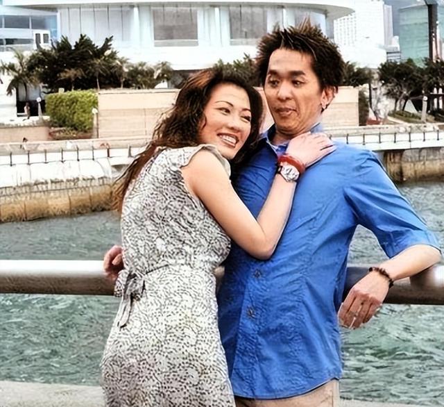 三女共侍一夫！每人每月50万零花钱，57岁色心不改又包“四奶”？