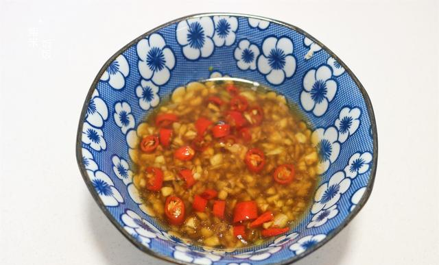 最简单的家常菜，一煮一拌就上桌，开胃解腻	，实惠又好吃