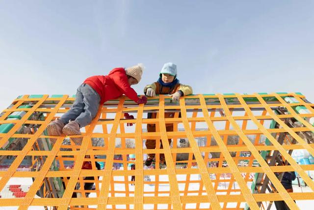 2万㎡超大雪场敞开玩儿！龙潭冰雪节焕新升级→
