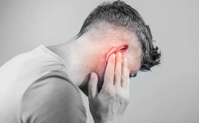 治耳鸣最好的方法不是六味地黄，也不是龙胆泻肝丸，而是引火归元