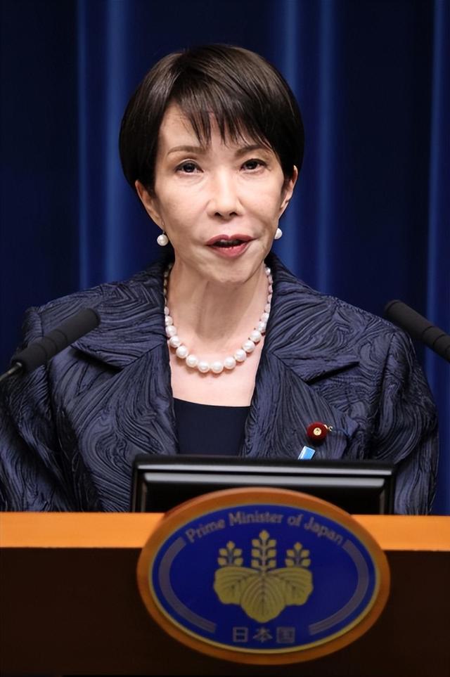 中国公告已出，对日断供稀土，不到24小时，高市收到“罢免通知	”