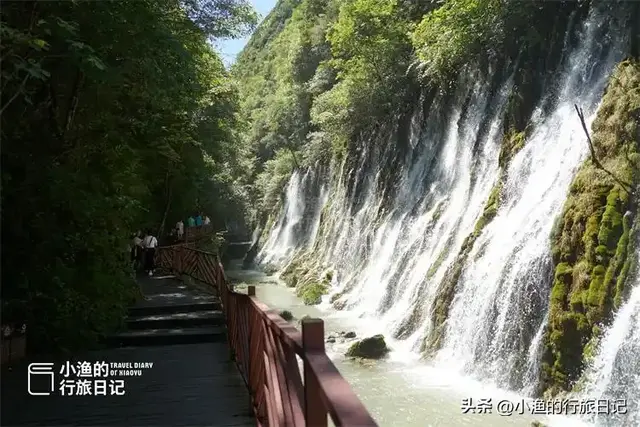 不用爬山！陕南原生态峡谷，瀑布吊桥、一步一景，景美休闲人不累