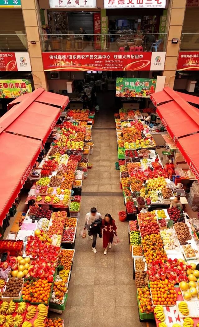 不输昆明！高铁可达20℃暖冬小城，泡温泉晒太阳水果随吃！人少物价低，6元就嗦粉！