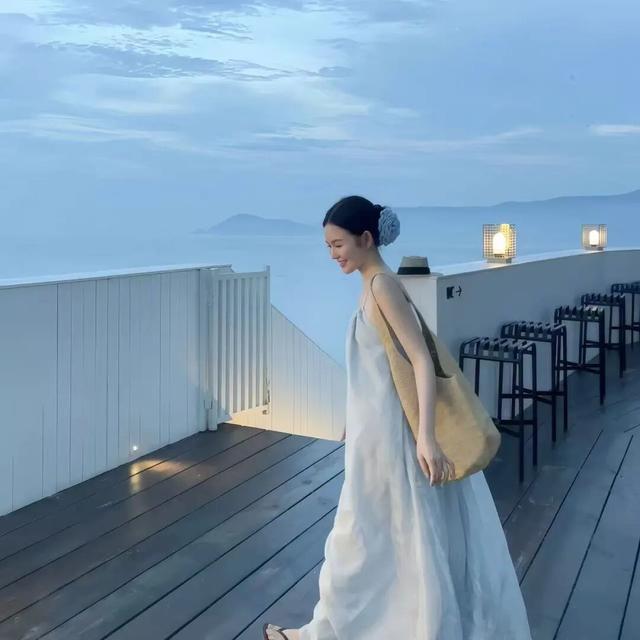 发现一组超级好看的头像