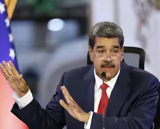 特朗普下达全面封锁令，没收中国香港油轮	，威胁到了中国能源命脉