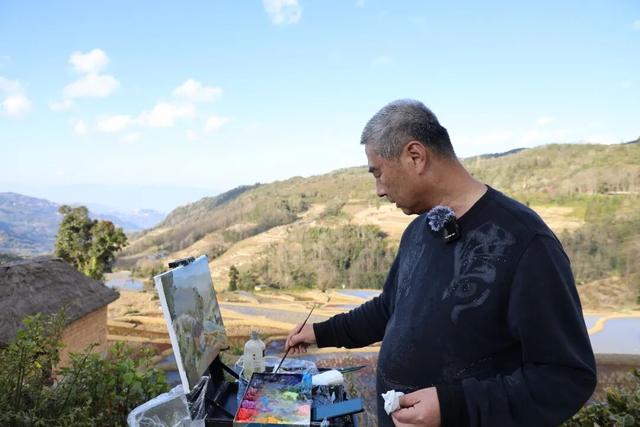 梯田映暖阳，元阳让异乡人恋上“第二故乡”