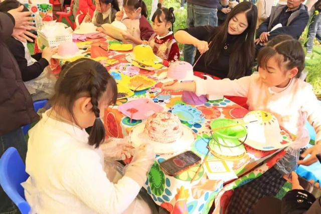 花海为幕 乐音为诗......屏山中都油菜花季开启沉浸体验热潮