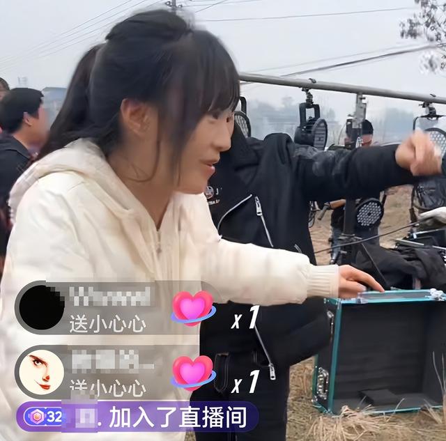 呆呆妹也没想到，杀猪宴结束才1天	， 一家人已走上了大衣哥的老路