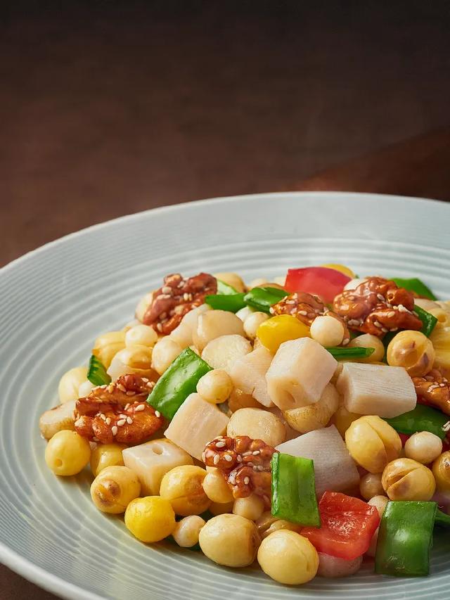 鸡肉干贝花胶沙虫汤 花胶干贝炖鸡