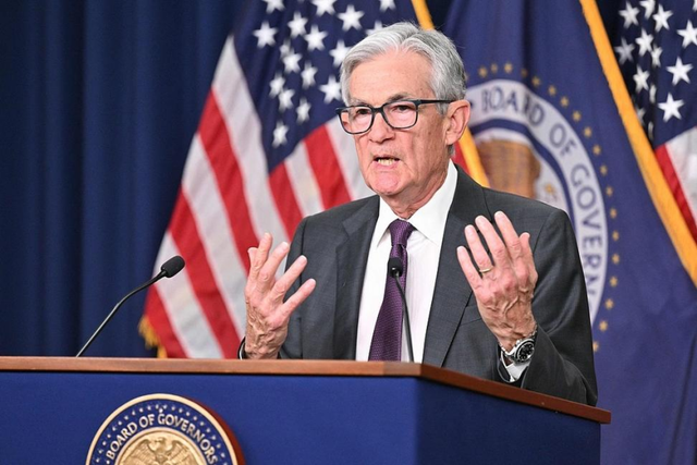 瑞银上调黄金目标价至5000美元！2026年黄金要怎么买？