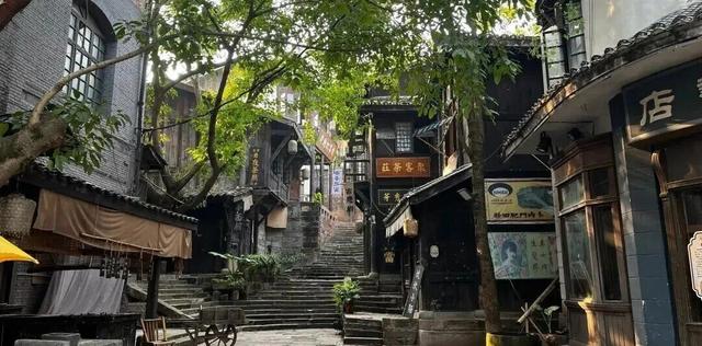 重庆最冤的4A景区：耗资7亿还原老重庆，如今78元门票吓跑本地人