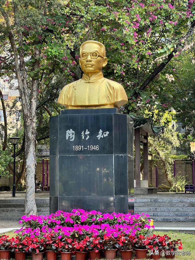 孩子初中三年不玩手机，就能领先大部分同学，老教师就是这个观点
