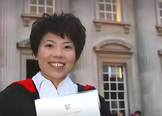 涉贪腐被带走、败光20亿、移民改国籍	，邓亚萍身上的谣言太离谱