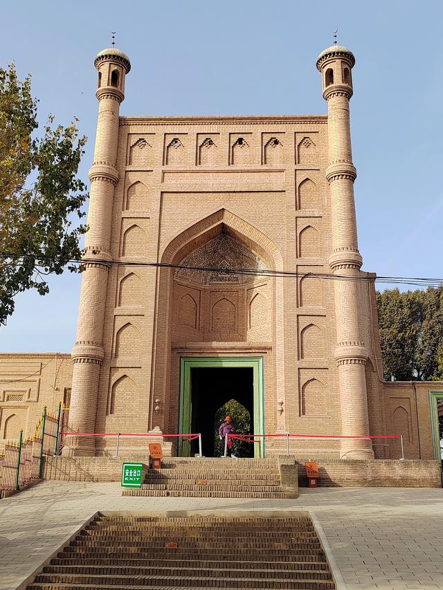 新疆这座冷门小城，藏着三处世界文化遗产