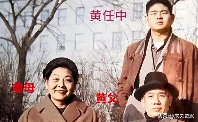 100多位情妇	，包养费上亿元，9女同床却落得个凄凉下场	、人财两空