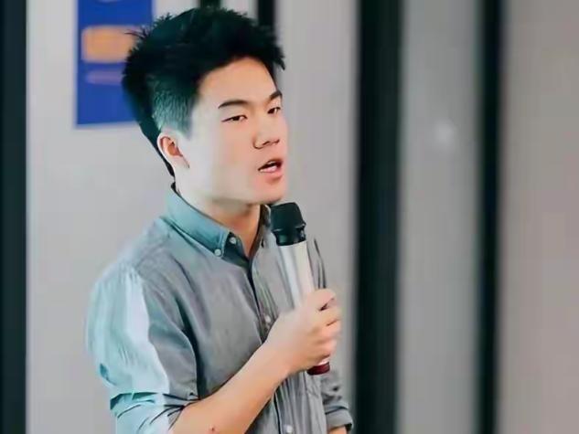 全网最“赚钱”的4位网红，个个赚的盆满钵满，身家过亿收入惊人