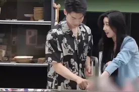 《心动6》演不下去了！节目没完北极兔就互相取关，直接撕破脸？图片