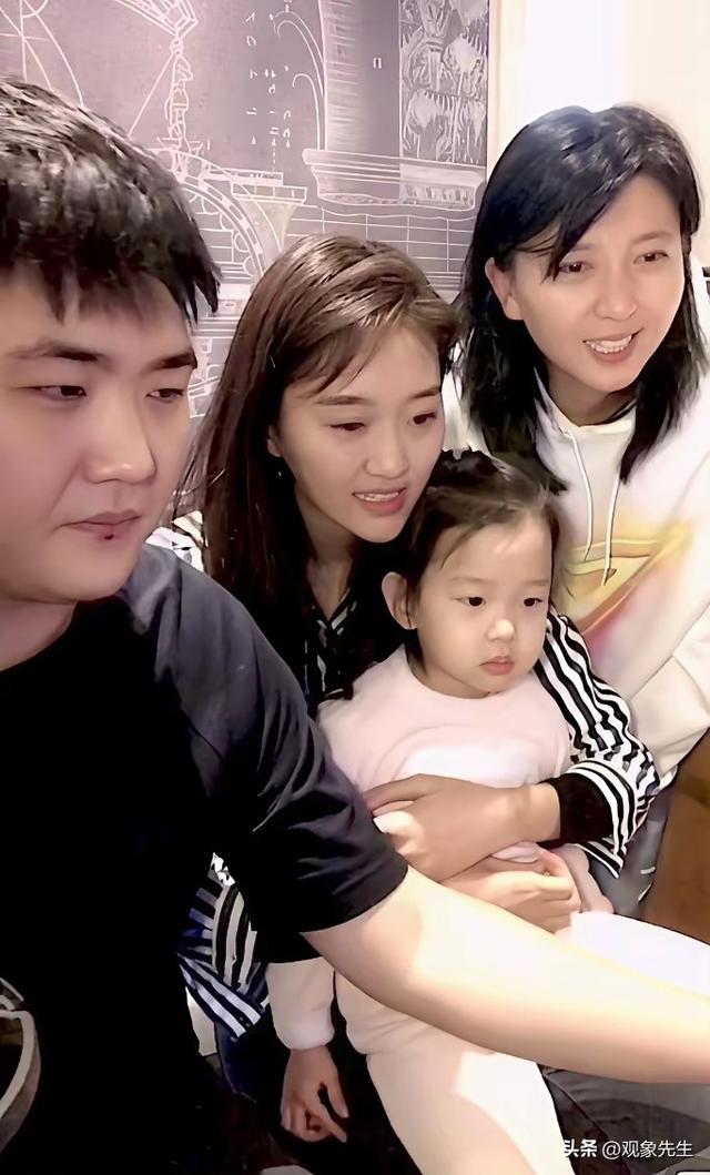 罪有应得！官方彻查后，闫学晶再被扒猛料	，最不该受牵连的人是她