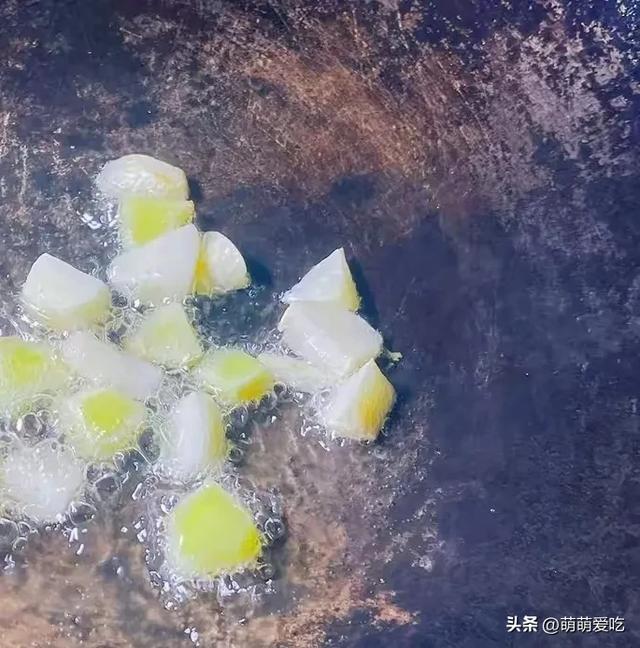 夏天使劲吃，一护肝、二通便、三降压，别错过
