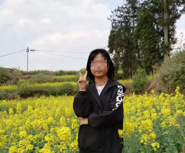 15岁女生遭同班14岁男生杀害，村里半夜紧急广播寻家长；女孩父亲：希望严惩凶手