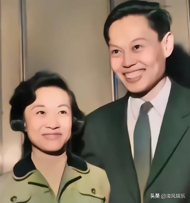 杨振宁的第一任妻子，18岁的杜致礼有多美？这张照片给出答案！