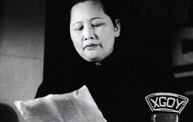 宋庆龄拒绝与孙中山合葬，坦言：她陪我53年，我答应要和她葬一起