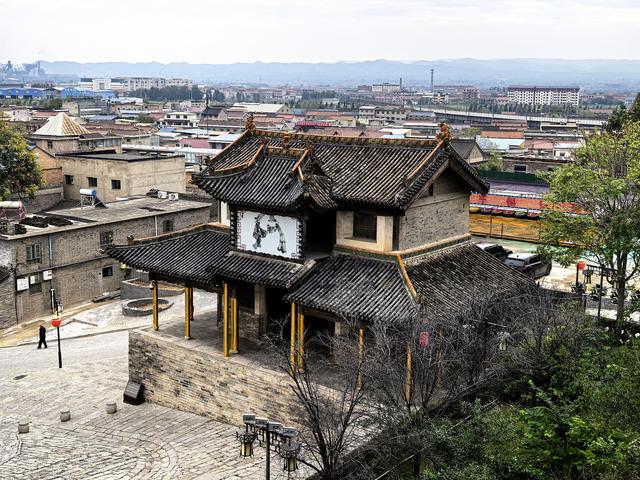 2025年稻城亚丁自驾之旅（8）绛州三楼