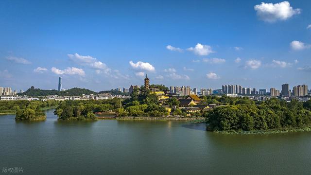 江苏“人口最少”的地级市，常住人口不足350万，不到苏州的1/4