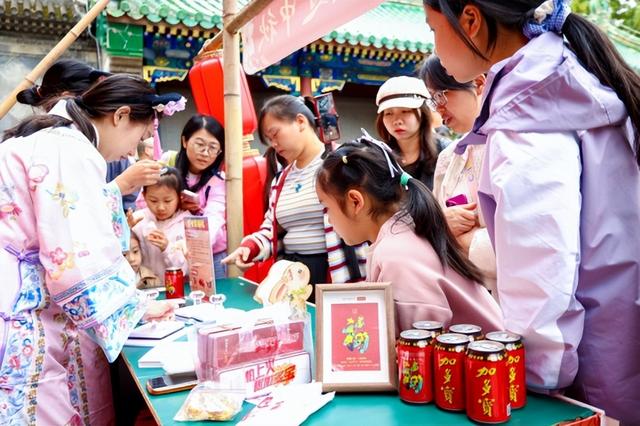 以“福宝罐”为媒，加多宝与恭王府跨界联动解锁传统文化“新玩法”