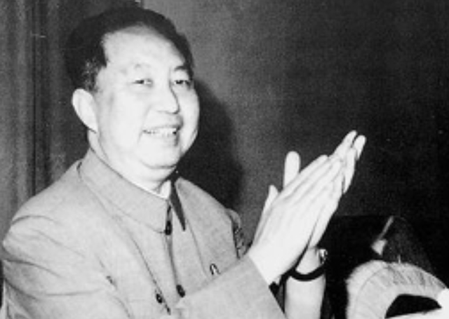 78年调他做北京市委书记，他向华国锋抱怨：我在天津屁股还没坐稳