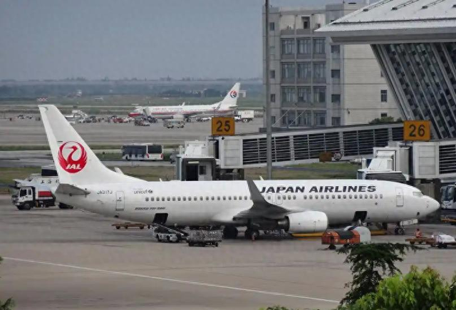 中方交涉通知，直接递到东京，高市收到噩耗：46条中日航线已清零