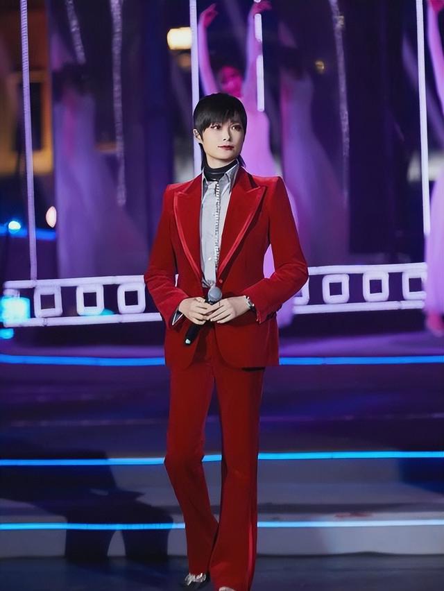 嫁法国老头真相大白5个月后	，41岁李宇春近况曝出，一点也不意外