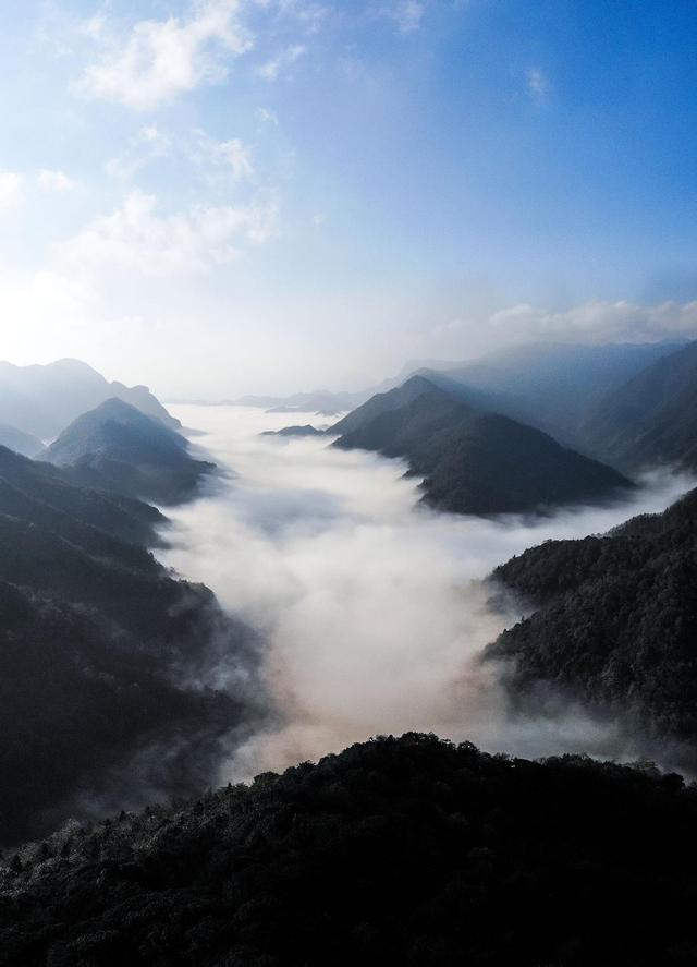 【雄奇山水 冬韵武隆】冰雪奇缘·南国雪国童话