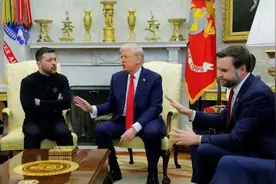 泽连斯基白宫翻车！白宫下令中止援助，乌克兰局势跌入深渊！图片