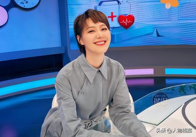 讨好大佬	，陪睡上位，遭央视“开除	”，她身上的标签哪个才是真的