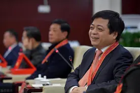 正泰南存辉：南怀瑾族侄、13岁辍学小鞋匠、千亿新能源行业企业家图片