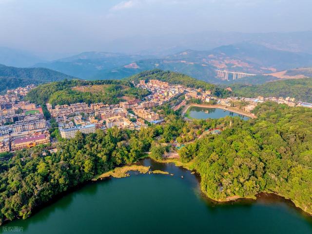 冬季错峰出行，6个人少景美，节奏舒缓的宝藏旅行地