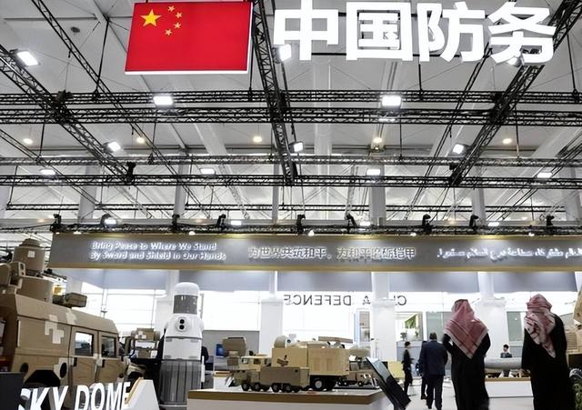 刚买枭龙又收红旗 - 9BE！阿塞拜疆为啥扔俄制装备，偏爱中国货？