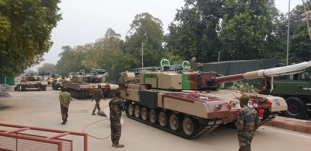 两个多小时后才有动作！解放军毫无征兆启动军演，对岸毫无准备？