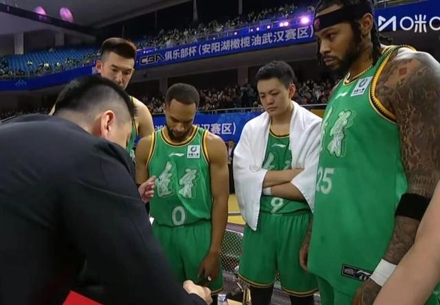 CBA排名大变！北京登顶辽粤进四强	，宁波成黑马浙江三连败垫底