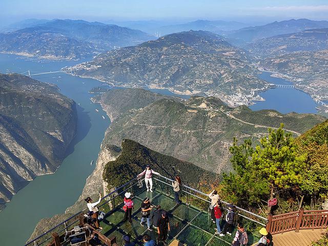 2024深秋四川行17 三峡之巅景区：登三峡之巅，揽夔门雄姿​
