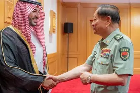 沙特亲王带战略导弹部队指挥官访华，当地媒体批评中国推进太慢！图片